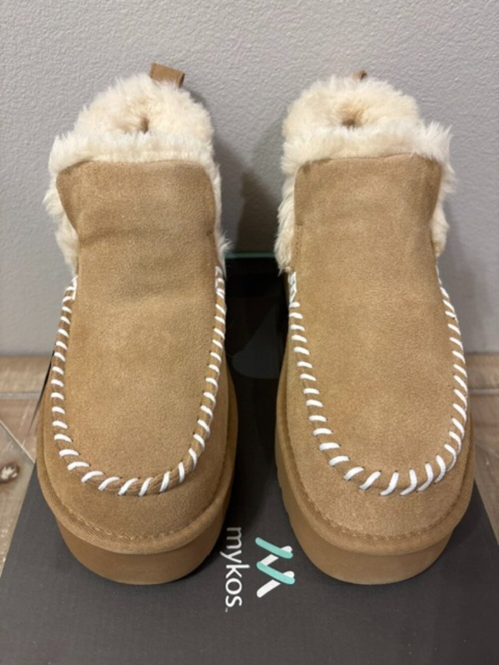 Mykos Suede Platform Winter Boots - Britt